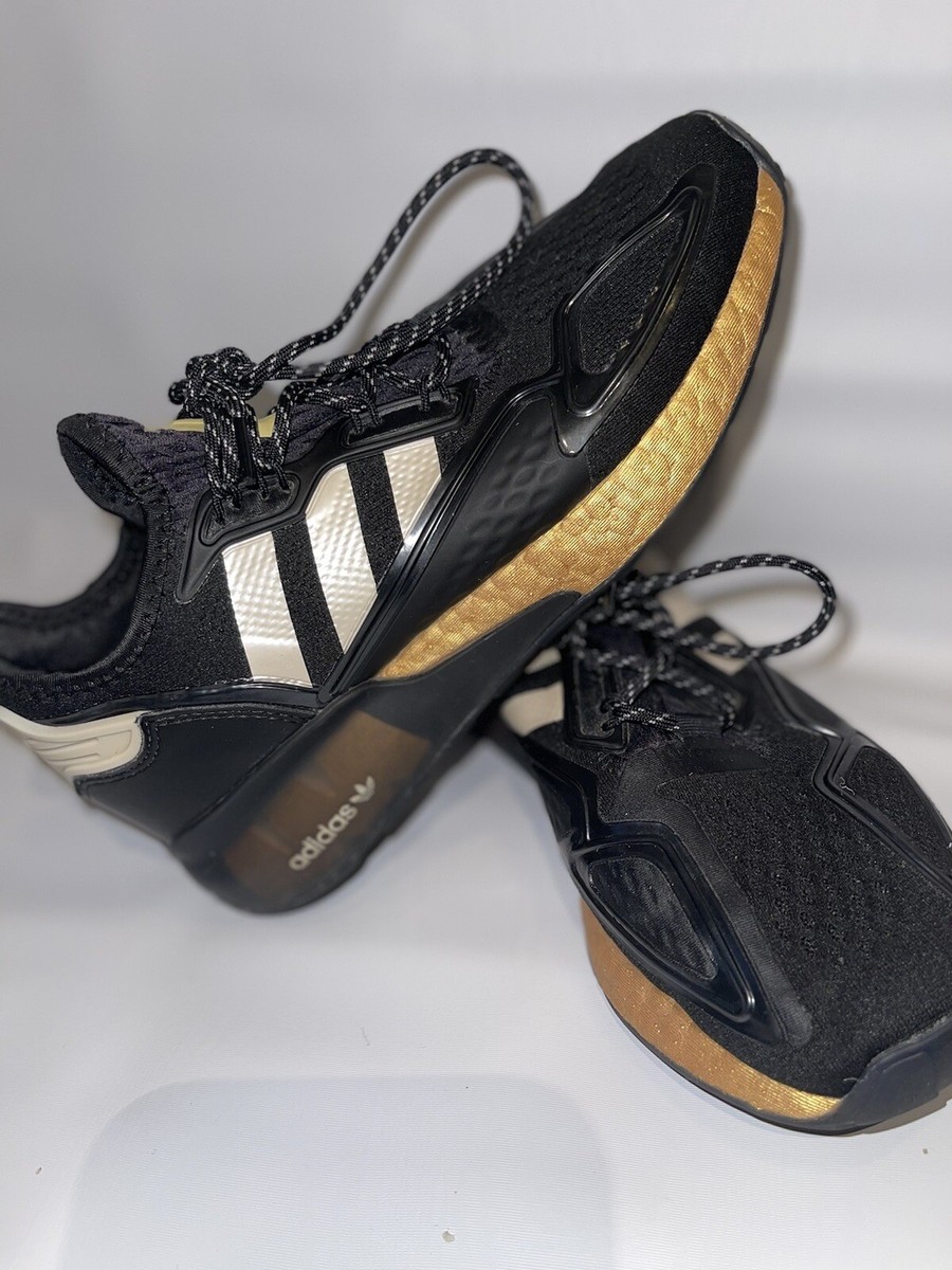 ZX 2K BOOST Sneaker Core Black / Linen / Gold Metallic