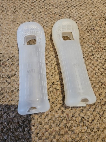 2x Nintendo Original Wii Remote Controller Silicone Skin Case Cover - Picture 2 of 2