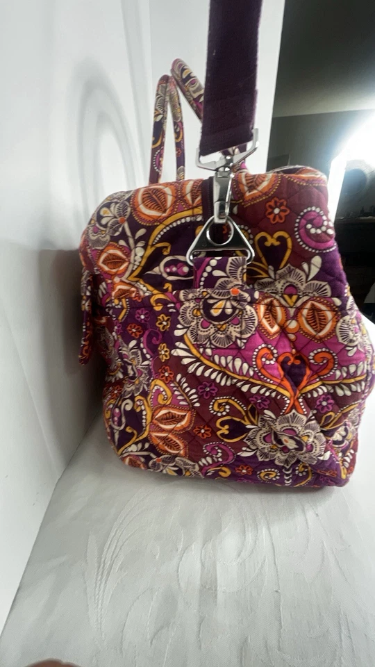 Vera Bradley Bolsa de Fin de Semana Viaje Noche Gimnasio Paisley 20" Largo 13" Alto Foto 4 de 4