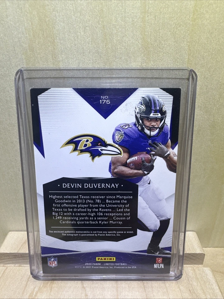 2020 Panini Limited Rookie Patch Auto Variation Devin Duvernay Spotlight Red/15 - Image 2 of 2