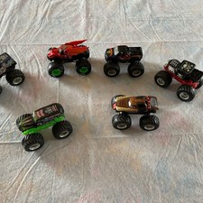 monster jam 1:64 lot Of 6