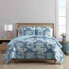 VCNY Home Patchwork Sea Life Quilt Set FULL/QUEEN 86" × 86" W/2 Standard Shams