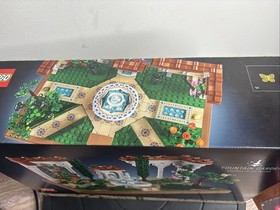 LEGO Icons Fountain Garden Building Set 10359
