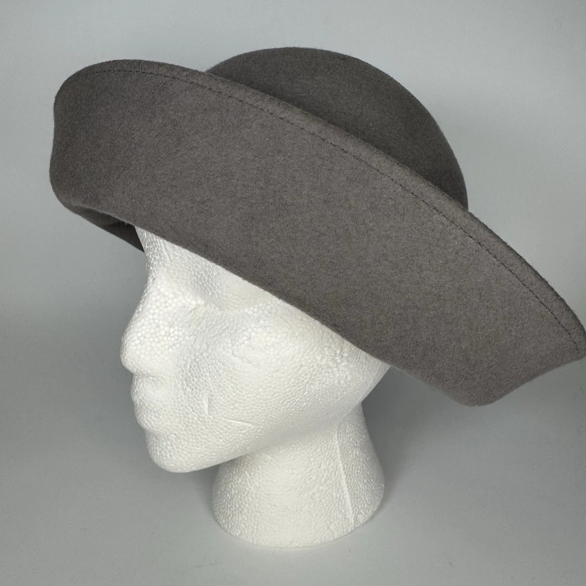 Michael Howard 100% wool hat Michael Howard Hat In Women main image 2