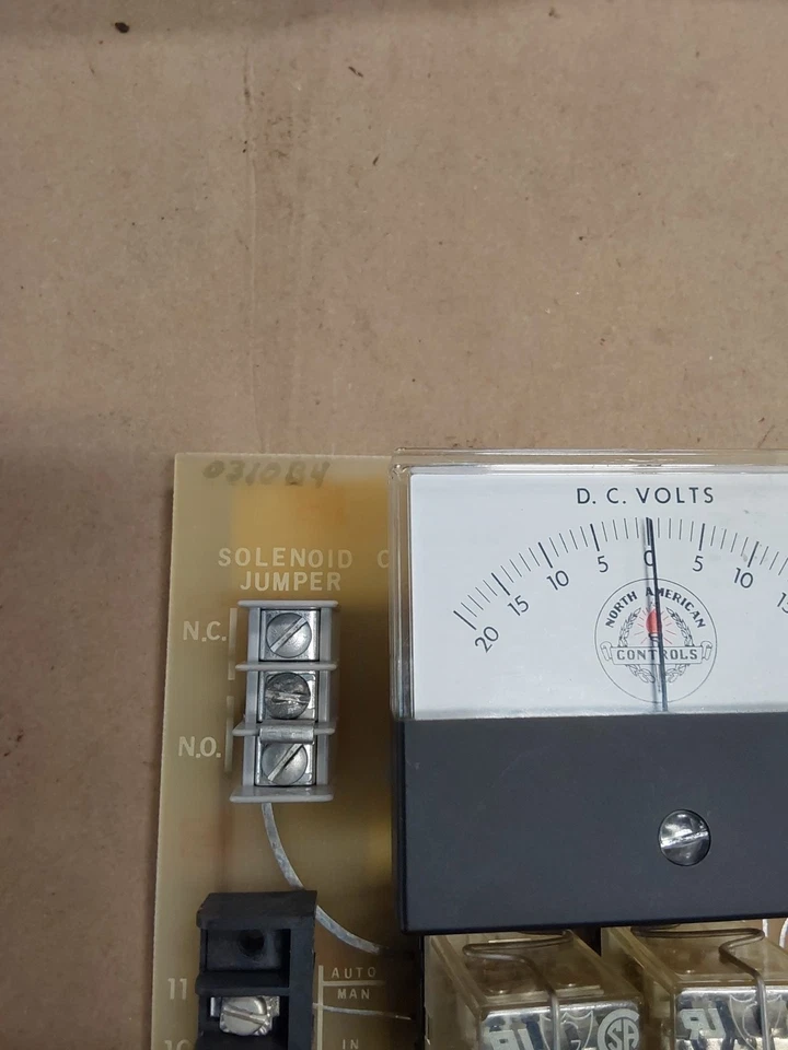 NORTH AMERICAN MFG,H6142-04,PC BOARD NEW W/ D.C VOLT METER DPC.34-300 Foto 4 de 4