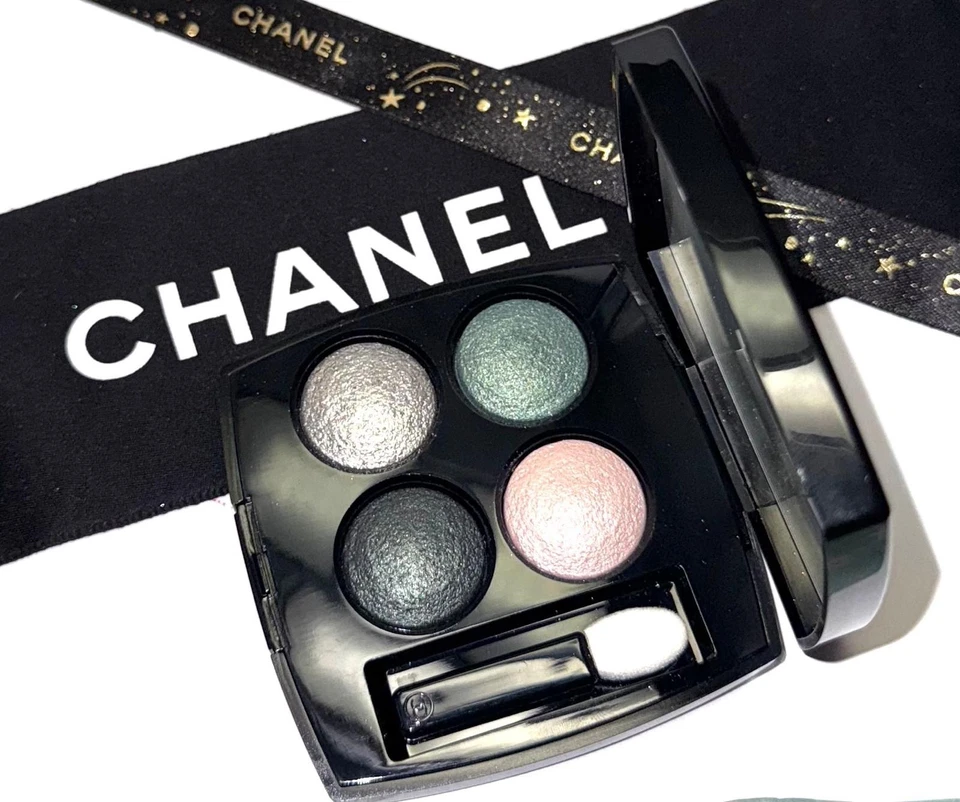 Chanel Les 4 Ombres Quadra Eyeshadow 232 Tisse Venitien  - Image 4 of 4