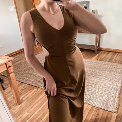 Significant Other Ingrid Cutout Back Adjustable Formal Dress in Dark Gold | eBay Significant Other Ingrid Cutout Back Adjustable Formal Dress in Dark Gold | eBay