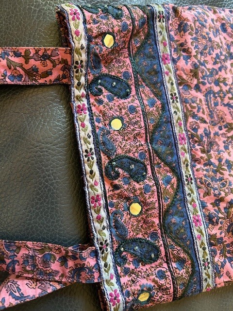 Karavan Trading Company cloth club bag cellphone ipad wristlet purse mirror trim