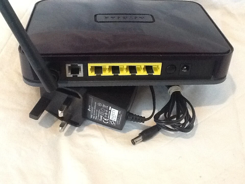 NETGEAR DGN1000-100UKS N150 Mbps Wireless ADSL2+ Modem Router - Image 3 of 4