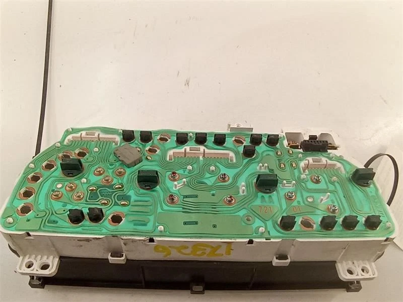 Chevrolet Tracker Vitara 1999-2004 velocímetro Speedo OEM probado 2,0 L sin ABS O Foto 3 de 4