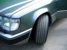F&uuml;r W202 C-Klasse Mercedes Benz Kotfl&uuml;gel Verbreiterung AMG Ausstellkit S202 C36