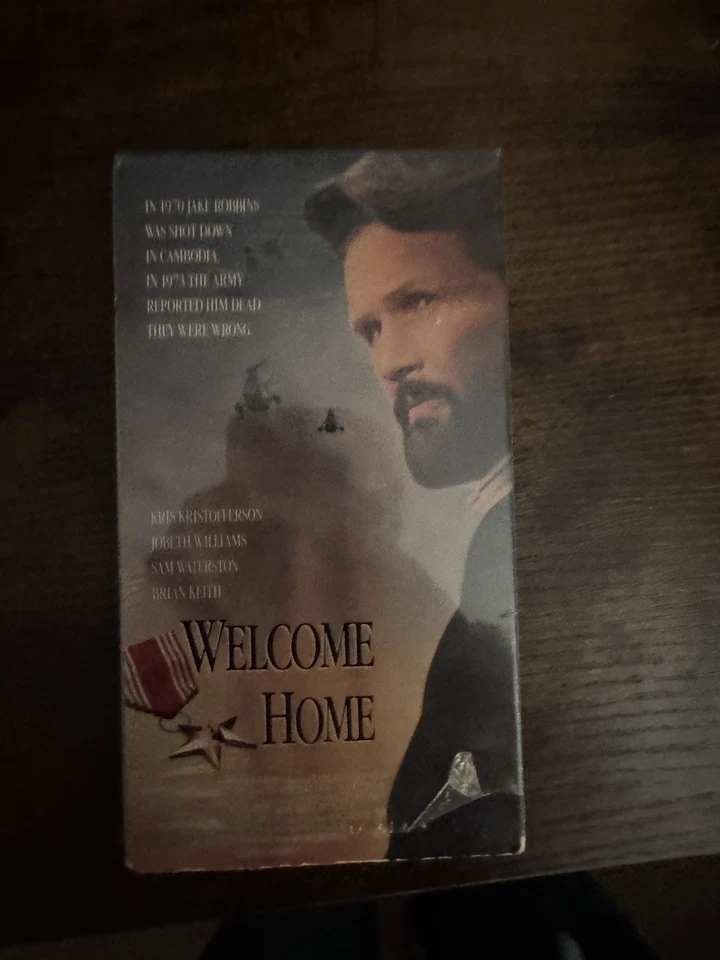 Lot of 20 VHS Movies – Action, Comedy, Drama Classics Stallone, Gibson, Murphy - Imagem 3 de 4