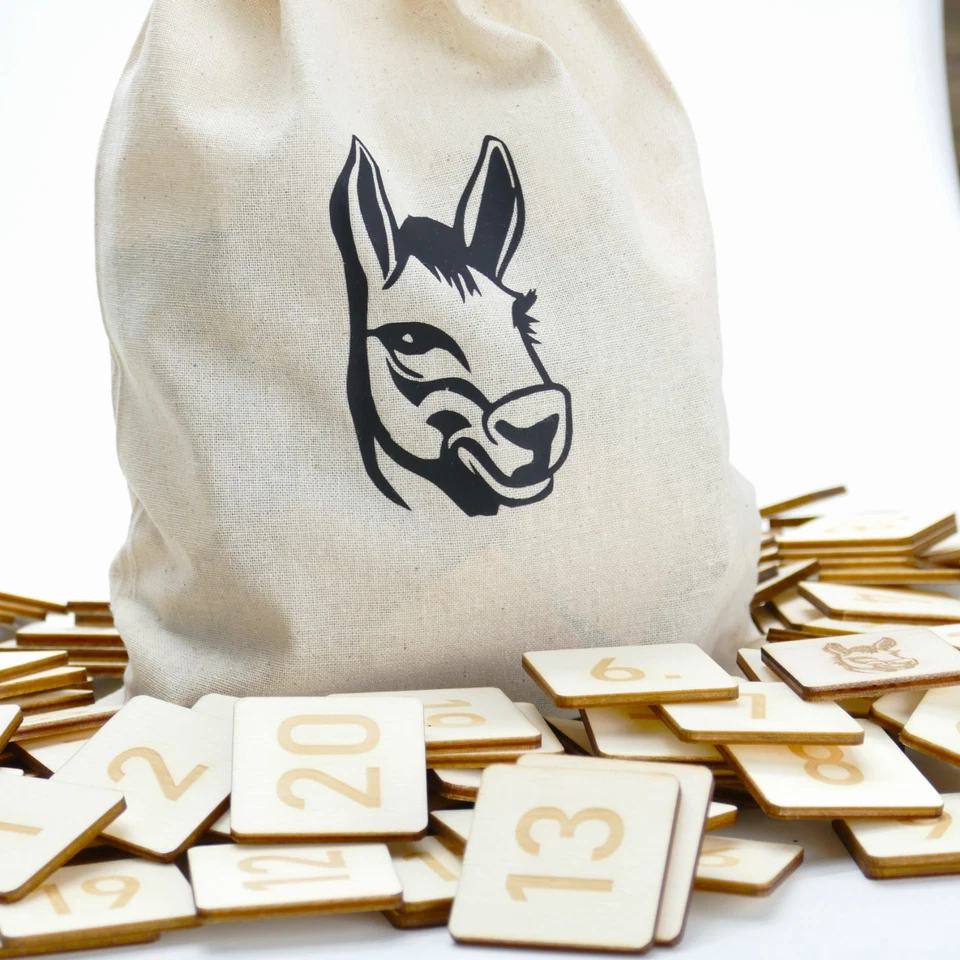 Eselspiel Holz | 121 Holzplättchen + 2 Ersatz im Baumwollbeutel - Bild 4 von 4