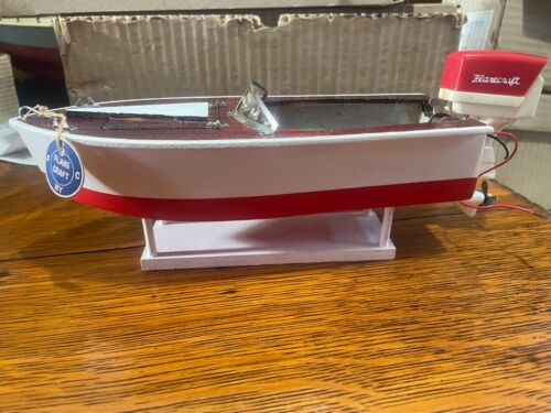 Vintage Flare Craft Power Driven Model Boat W/Motor In Original Box 9"x 3.5" - Picture 1 of 8
