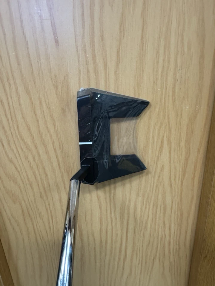 Cleveland Frontline Elite Elevado Slant 35" Putter Steel Shaft With Cover - Image 2 of 4