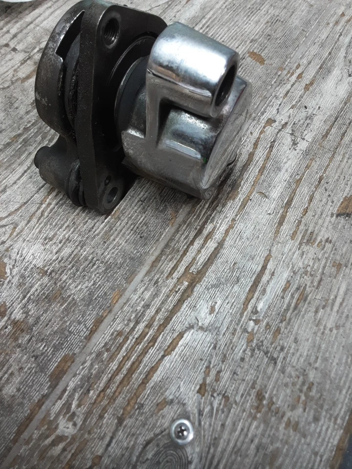 1998 98 94-98 Harley Davidson Road King Front Right Disc Brake Caliper Chrome - Image 4 of 4