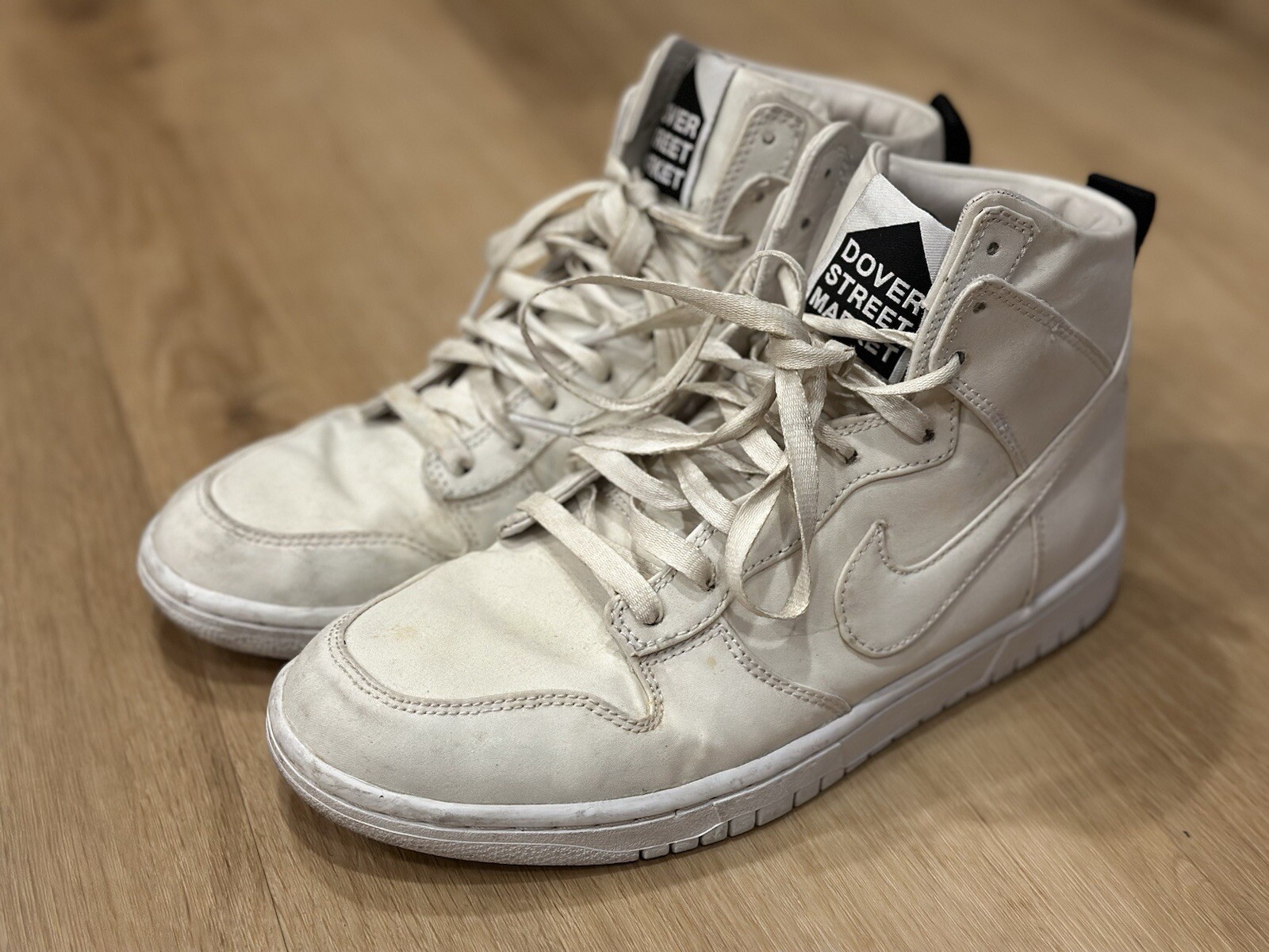 Size 8 - Nike Dunk Lux SP DSM - 718766-101