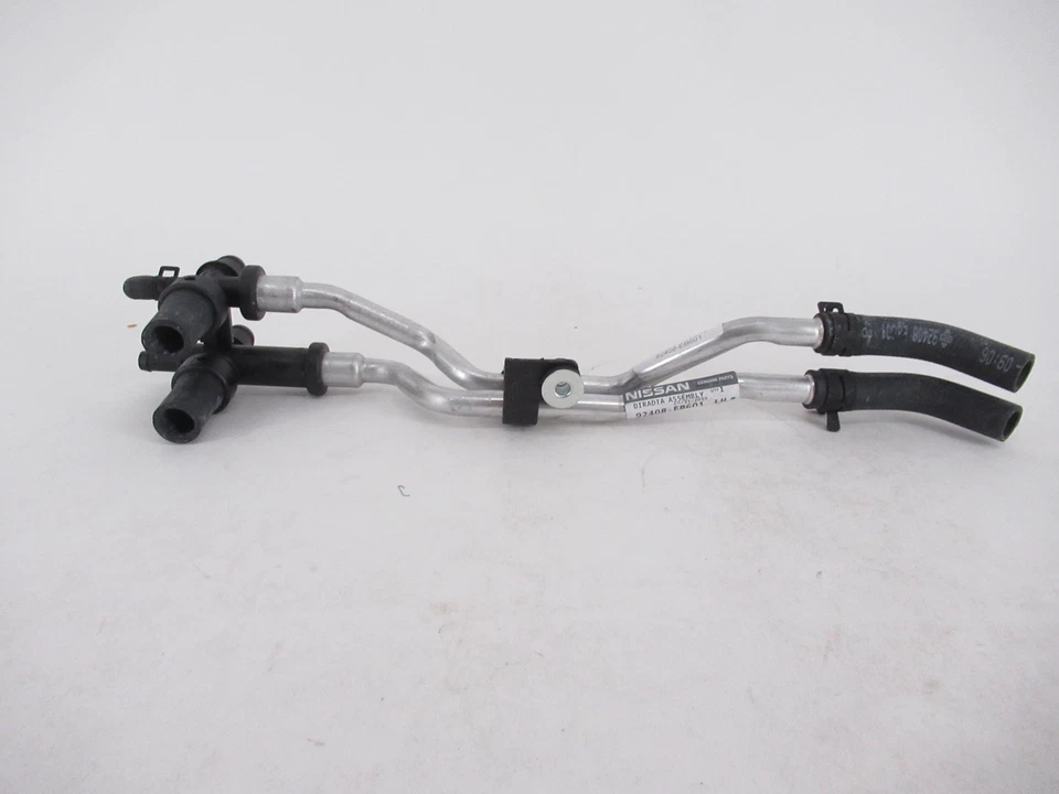 Conjunto de manguera de calefacción Pathfinder 2005-2012 original OEM Nissan 92408-EB601 Foto 2 de 4