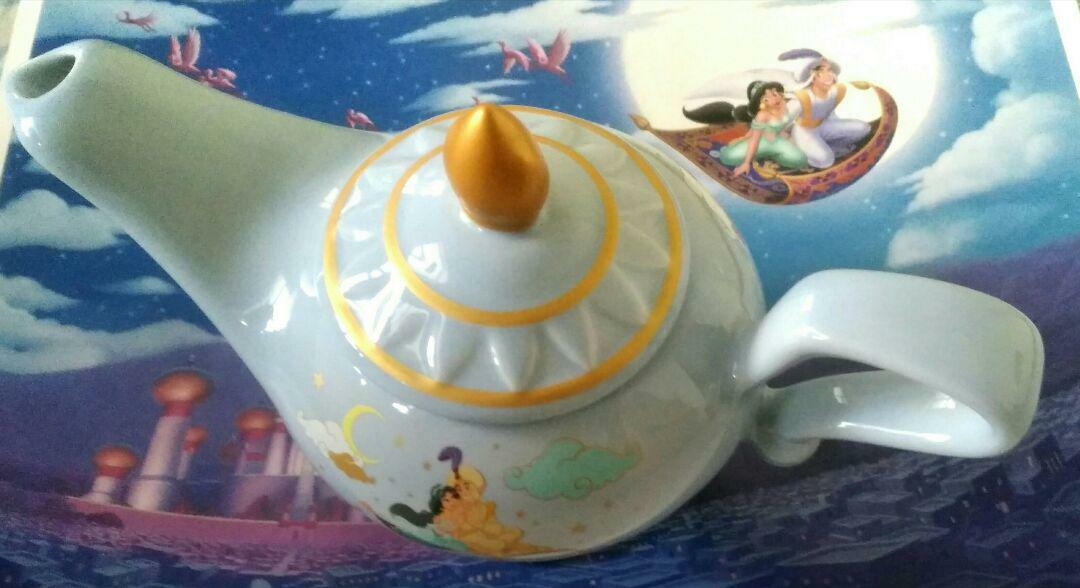 ⭐アラジン　魔法のランプ　ティーセット　ディズニー Aladdin Jasmine Magic Lamp Teapot Porcelain Tokyo Disney Resort