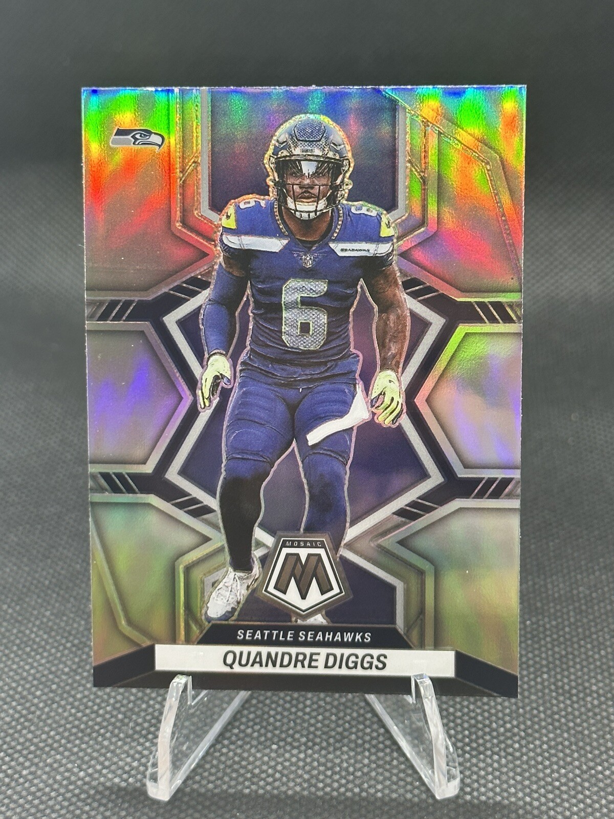 QUANDRE DIGGS 2022 Mosaic Silver PRIZM Seattle Seahawks