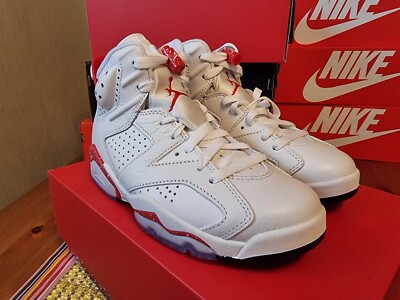 Air Jordan 6 Red Oreo EU 36