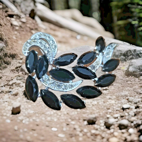 Vintage ''SARAH COVENTRY'' Silver Tone Black Marquise Cut Crystal Vienna Night