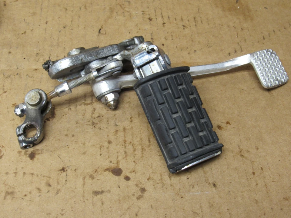 Yamaha Venture Royal XVZ12TDK 1983 palanca de freno lateral derecho Foto 4 de 4