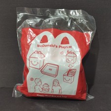 New 2022 McDonalds Malaysia Playset HAPPY MEAL BOX AND TRAY