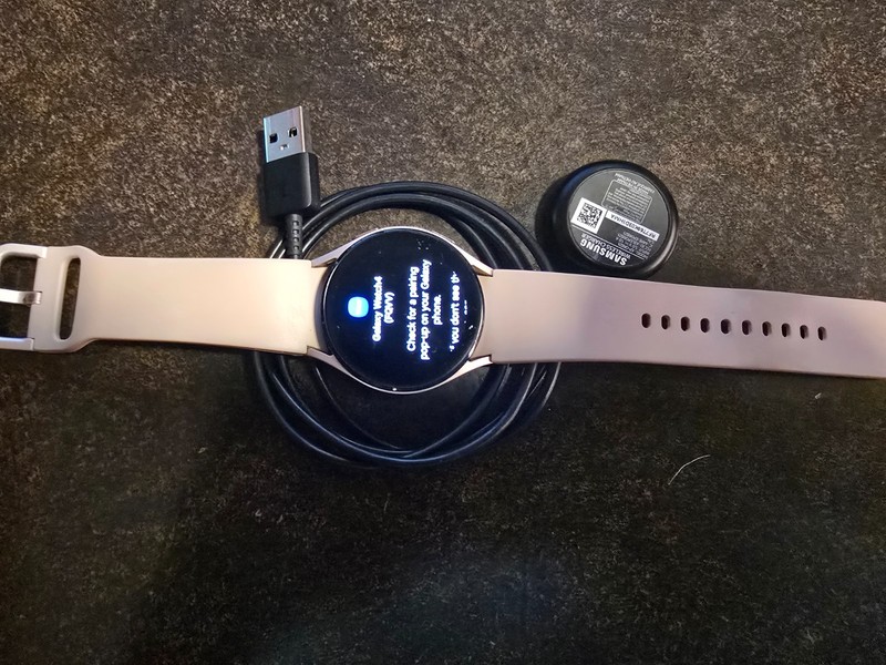 Samsung Galaxy Watch4 SM-R860 40mm Aluminum Case with Sport Band - Pink Gold...