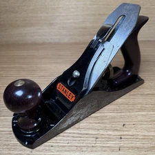 Stanley Bailey No.4 Smoothing Plane - Made in England - (Needs Restoring)