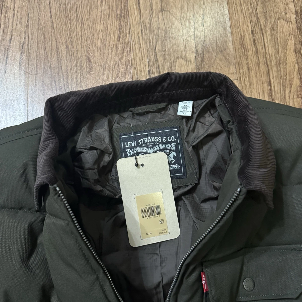 Levi's Men's Medium Quilted Depot Jacket Corduroy Collar Pockets Workwear NWT