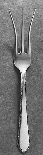 Lunt Sterling WILLIAM & MARY 4 7/8" Lemon Fork No Monogram