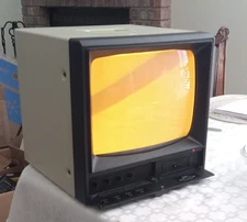 USI Pi3 International EV-2131A Vintage Computer Monitor, monochromatic amber