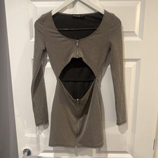 Pretty Little Thing Women’s Grey Cutout Mini Dress Long Sleeve Size 6