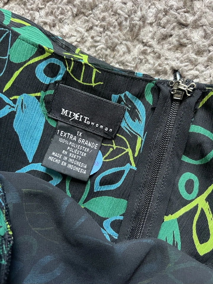 Top Halter Y2K Años 2000 1X Negro Verde Floral Gasa Asimétrico Hada Capricho Foto 3 de 4