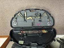 Bowtech Allegiance Compound Bow RH  W/ Case, Rest, Sights, Quiver, & Arrows