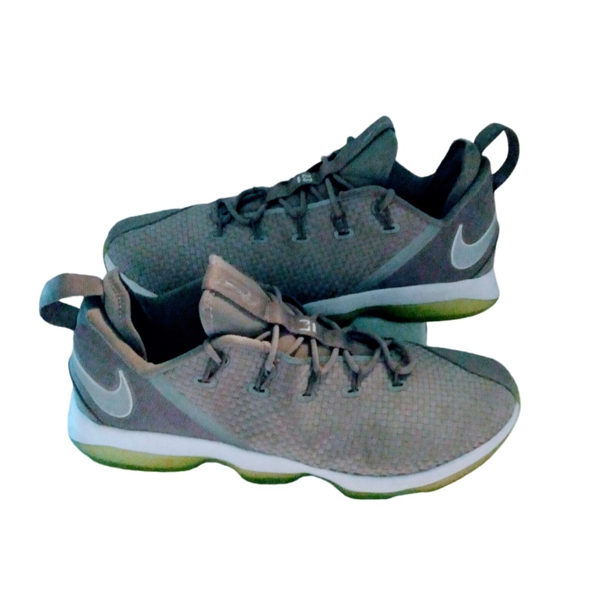 lebron james shoes size 14