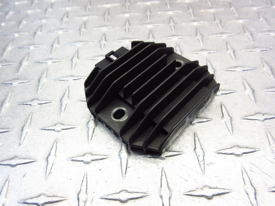 KAWASAKI ZR750 ZR7S ZR 750 2003 01-05 REGULADOR DE VOLTAJE RECTIFICADOR PROBADO POR FABRICANTE ORIGINAL Foto 4 de 4