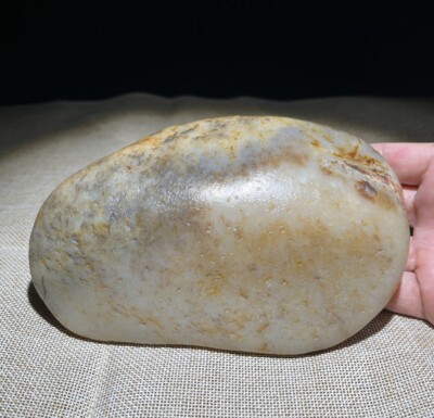 Certified 100% Hetian jade Raw stone~和田玉原石籽料 Weight: 1285 G