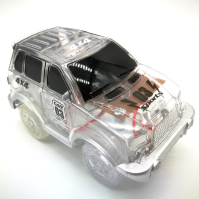 Magic Tracks Glow in the Dark 5 leuchtende LED Rennwagen Rennstrecken Spielzeug