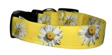 Realistic Daisies Daisy On Yellow Handmade Dog Collar