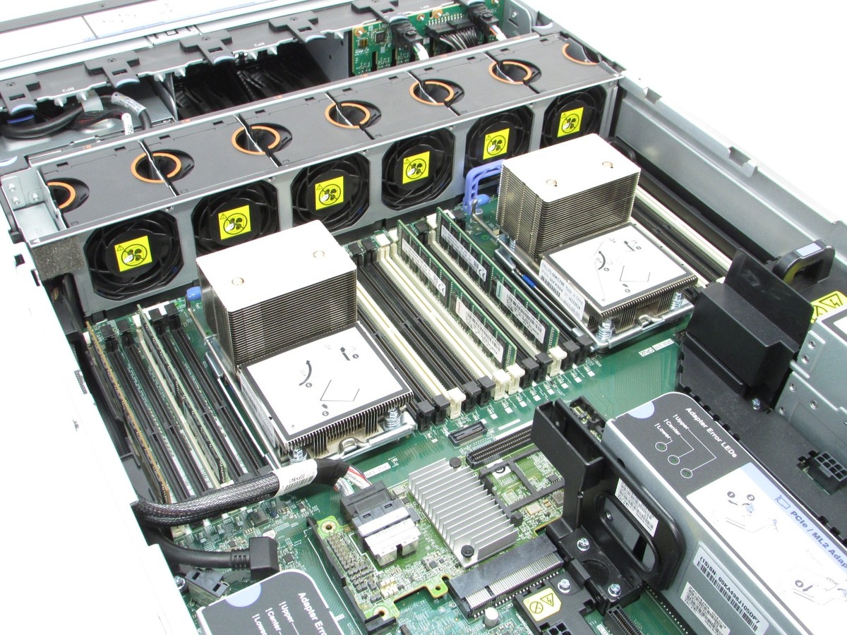 Lenovo System X 3650 M5 8-Bay 2x E5-2650v3 2.10 GHz 64GB RAM Lenovo System X 3650 M5 8-Bay 2x E5-2650v3 2.10 GHz 64GB RAM
