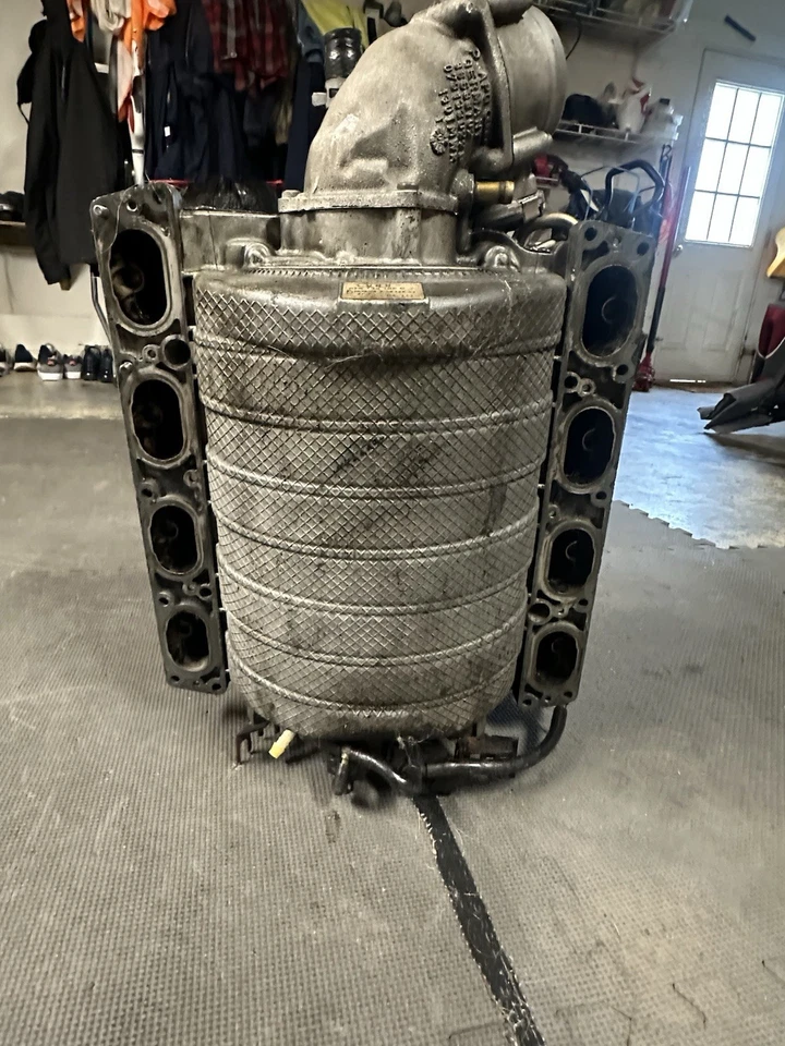 Audi S4 2005 colector de admisión 4,2 Foto 4 de 4