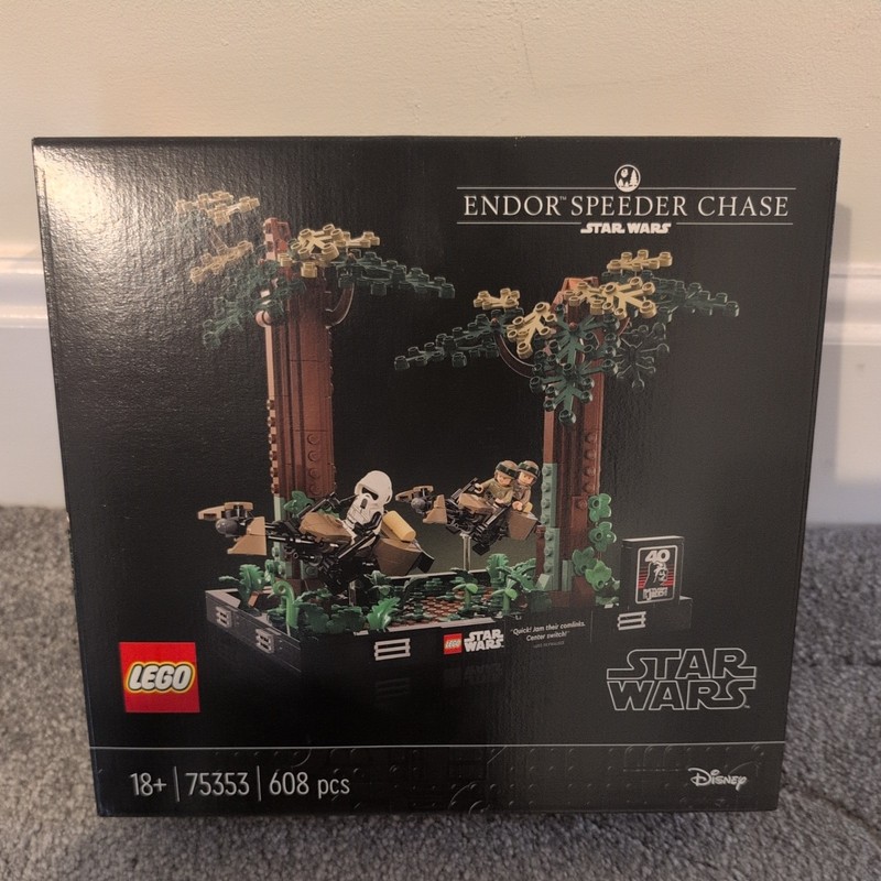 LEGO 75353 Star Wars Endor Speeder Chase Diorama Brand new sealed
