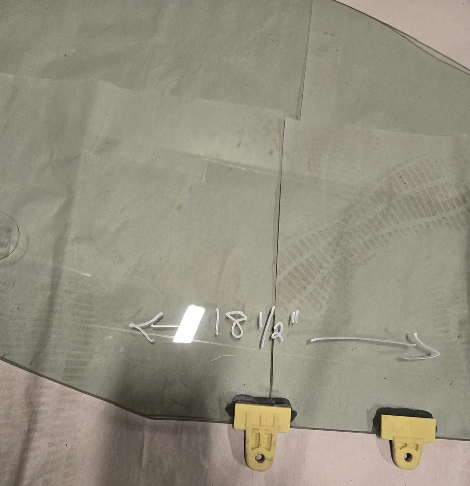 Cristal puerta delantera derecha Nissan Altima 0000-2001 Foto 3 de 4