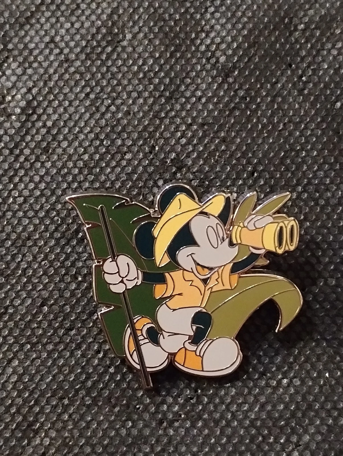 2024 Disney's Animal Kingdom Safari Mickey Mouse Factory Error No Eyes Pin