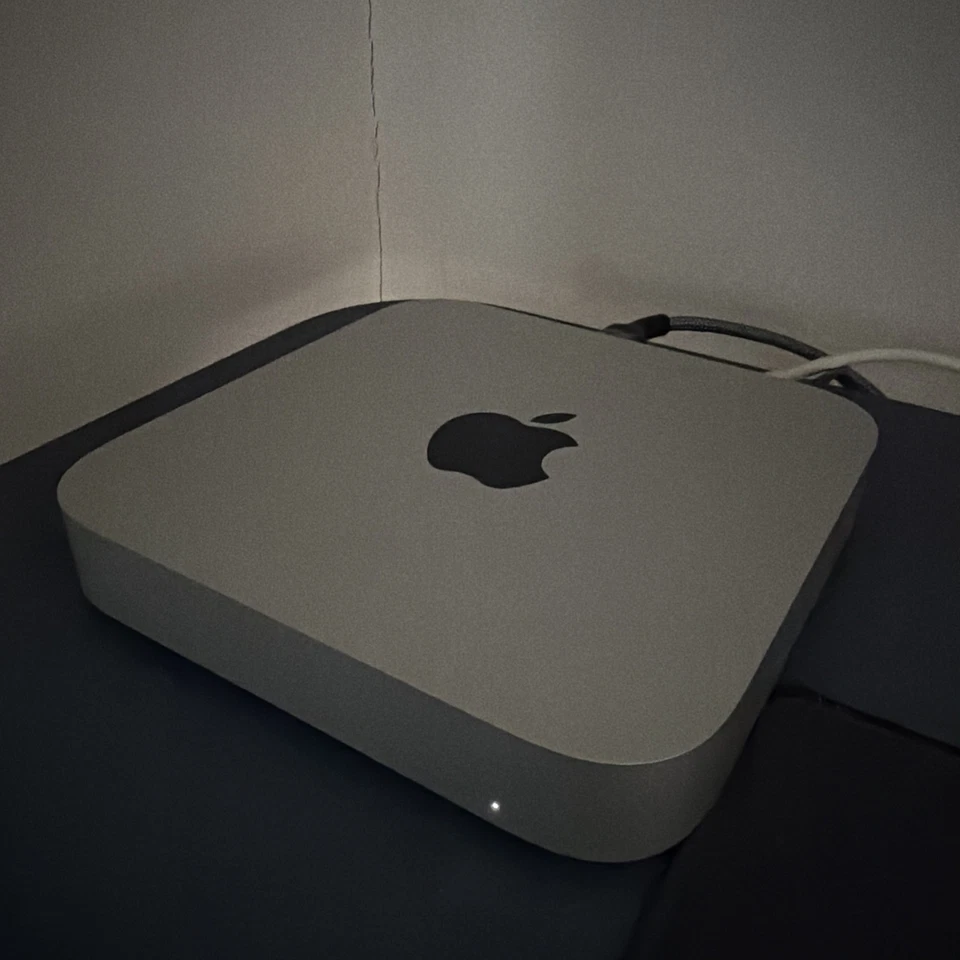 Mac Mini M1 8-Core CPU 8-Core GPU (2020) 8GB RAM 500GB SSD Silver - Image 2 of 2
