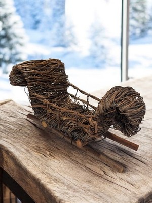 Vintage Grapevine / wicker Christmas Sleigh Basket 9x4