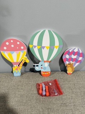 Fantasy Fields ''Hot Air Balloon'' PegHooks - Set of 3 - NEW Model #: TD-13125A