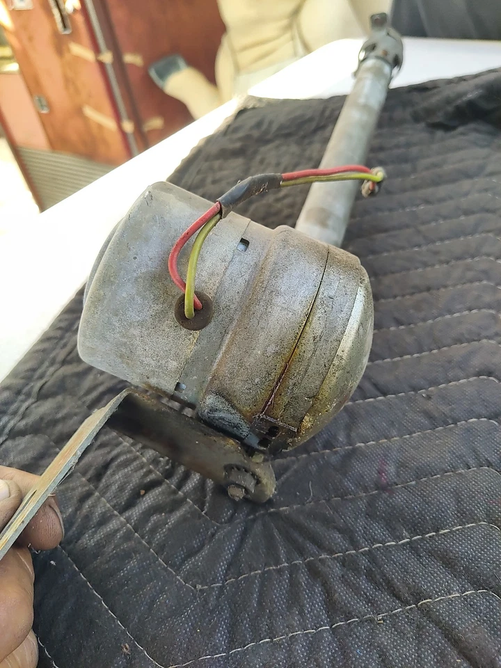 1965 Ford Thunderbird Original Power Antenna - Image 2 of 4